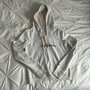Hollister Cream Women’s  Sweater